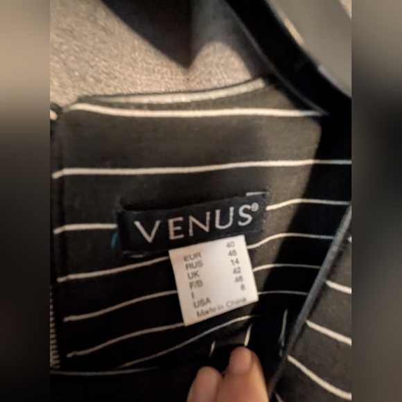 VENUS Striped Black/White Dress Sz. 8 - Picture 3 of 7